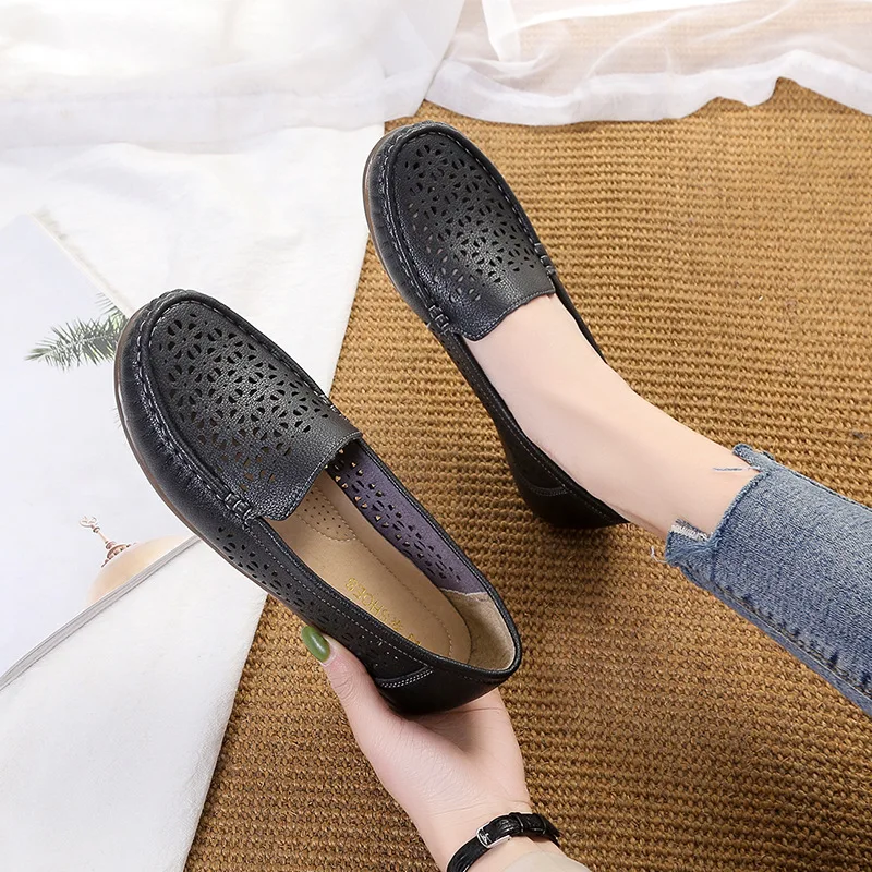 Mocassins slip-on respiráveis para mulheres, tênis confortáveis, fundo macio, sapatos femininos, apartamentos de moda, novo, 2024