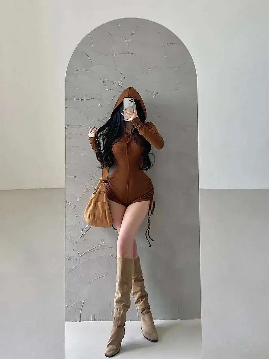 Girl Hooded Spicy Single Breasted Slim Long Sleeved Drawstring Pleated Jumpsuit Shorts Fashion Sweet Women 2024 New CRL7