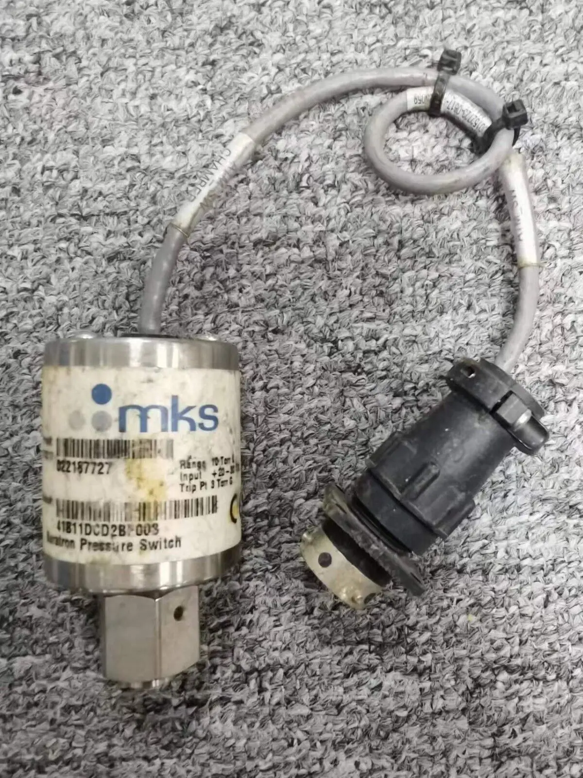 

MKS 41B11DCD2BF003 переключатель давления BARATRON, 10torr,