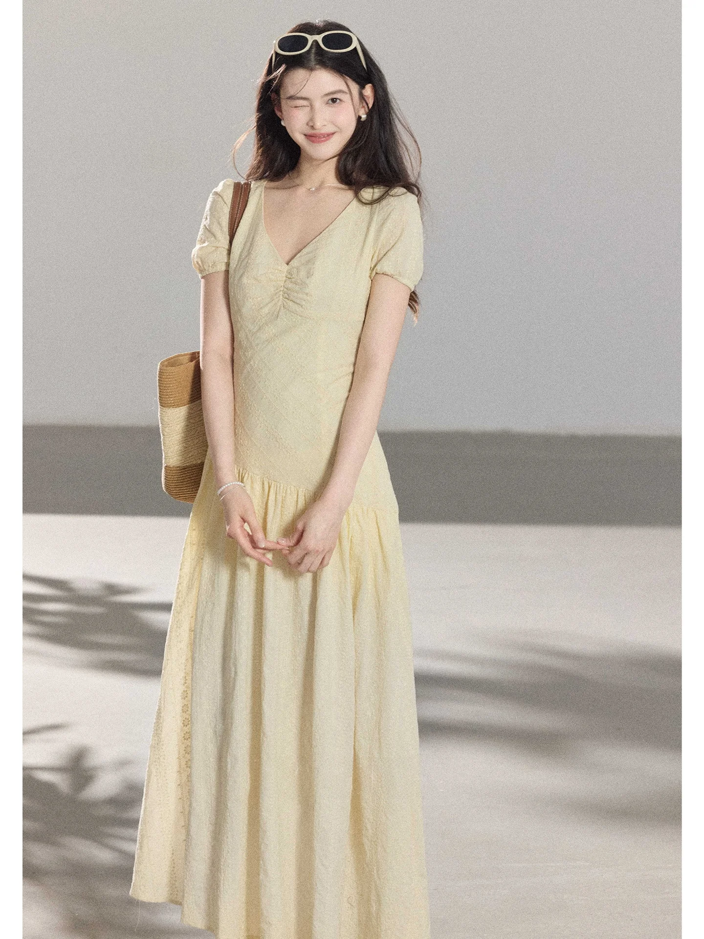 

Elegant Short Sleeve Cotton Dress Women's A-Line Skirt Waist-Cinching Design Comfortable Breathable Commute Casual Wear
