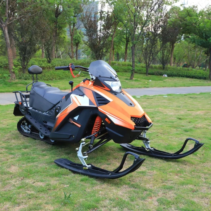 Moto de nieve con motor de 4 tiempos y 200cc para exteriores, con orugas, para extensiones de recreación en hielo en estaciones de esquí y vehículos recreativos.