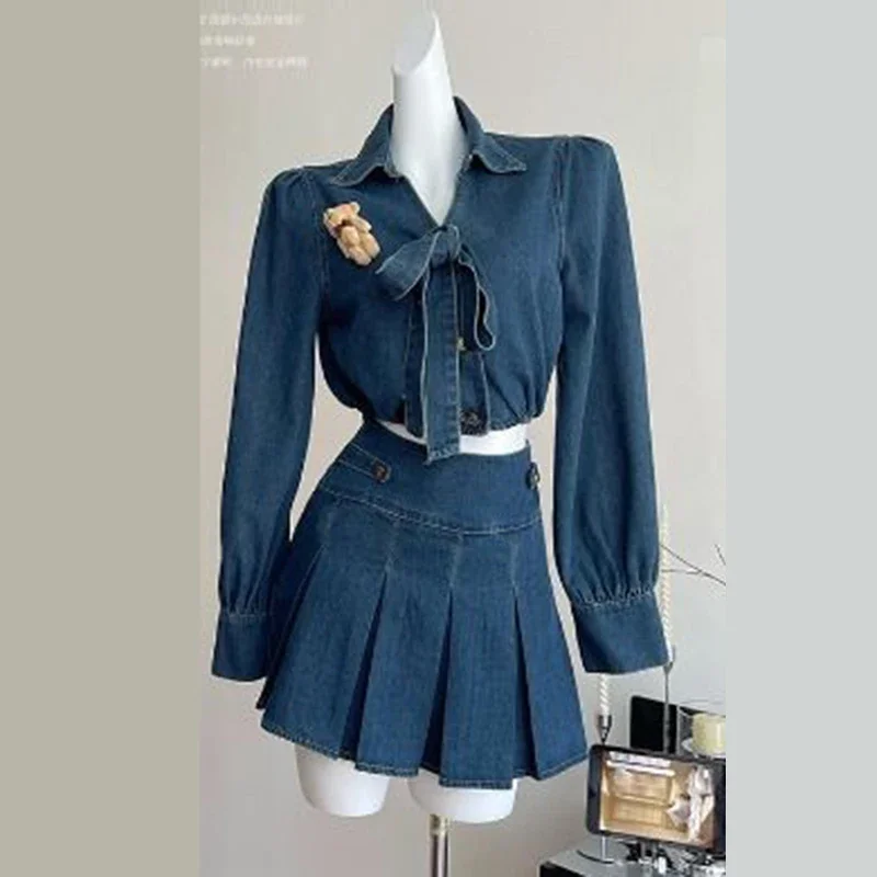 

Blue long sleeved V-neck denim shirt half skirt set, women's autumn college style two-piece set two piece sets womens outifits