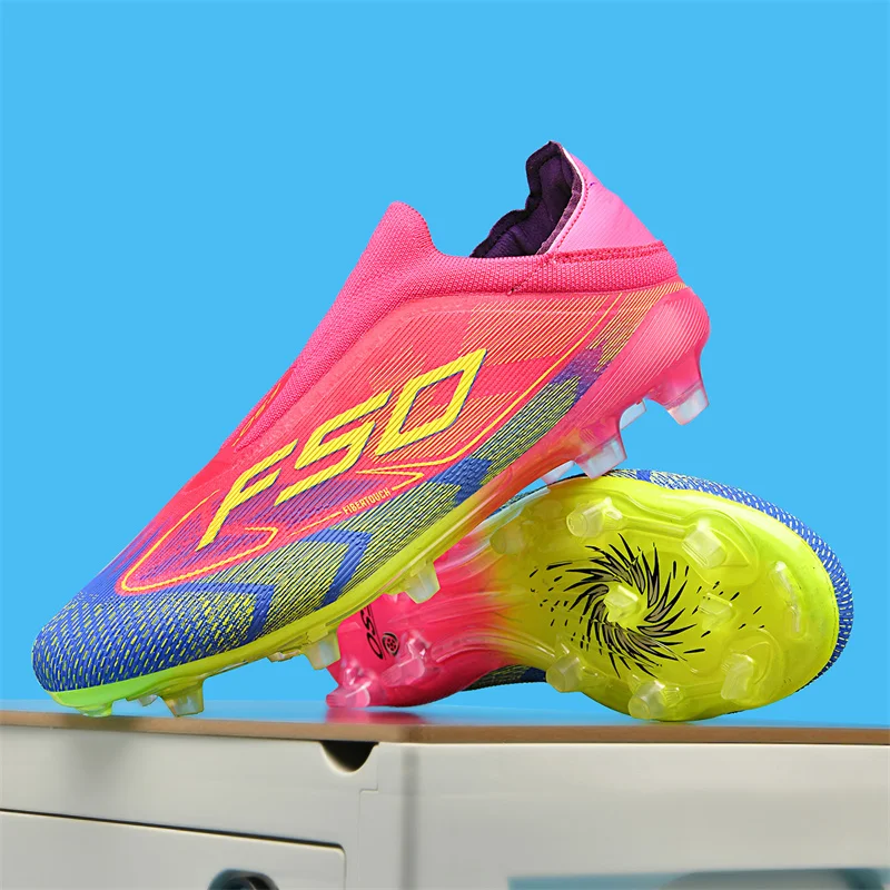 New Men Ultralight Soccer Shoes TF/FG Professional Football Boots Unisex Non-Slip Training Soccer Cleats Outdoor Field Chuteira