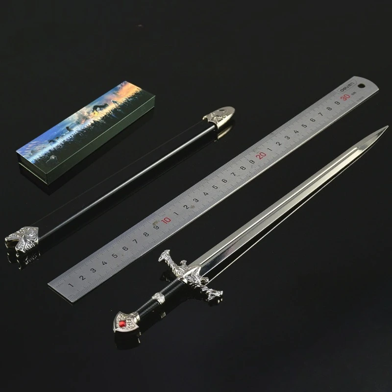 30 cm Figura di gioco Blackfire Spada Periferica Artigianato in metallo Modello Confezione regalo Decorazione desktop Ornamenti Regali di compleanno Giocattoli