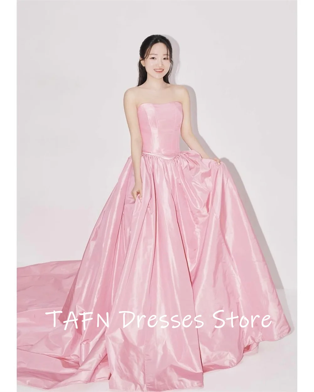 TAFN เจ้าหญิงสีชมพูชุดแต่งงาน A-Line Sweep Train Strapless ชุดเจ้าสาวเกาหลีถ่ายภาพชุดที่กําหนดเองที่กําหนดเอง