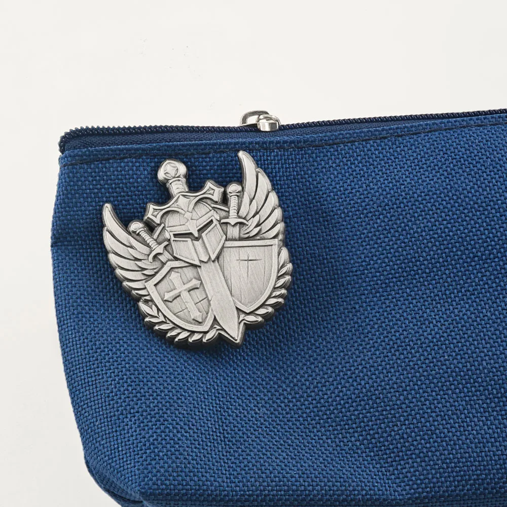 Mittelalterlicher Kreuzritter-Emblem-Pin, Templerhelm-Schwert-Brosche, geflügelter Schild-Kreuz-Abzeichen, Anstecknadeln, Fantasy-Gaming-Schmuck für Fans – Detail 5