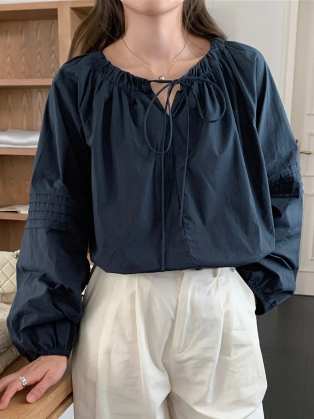 Csa de muñeca de manga larga de estilo coreano para mujer, Top de alta moda con reducción de edad, manga acampanada hoad...