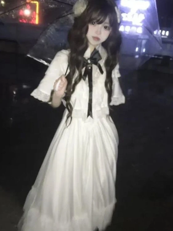 Vestido japonés de encaje con lazo de manga corta, falda larga ajustada blanca, estilo dulce, traje para cita diaria de otoño 2025, ropa informal elegante para mujer