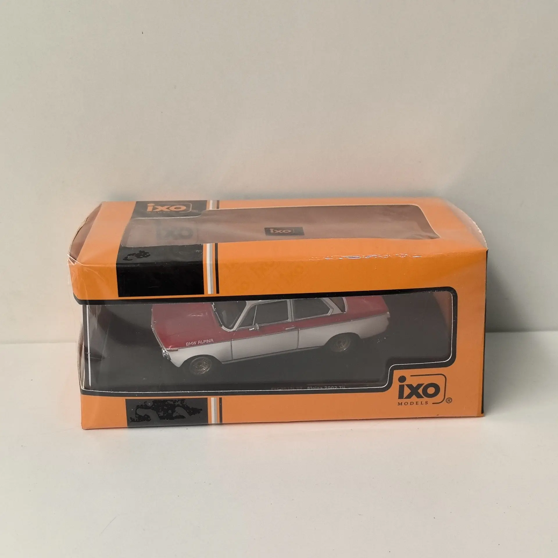 IXO Diecast 1:43 Scale BMW Alpina 2002 Tii 1972 24 Alloy Car Model