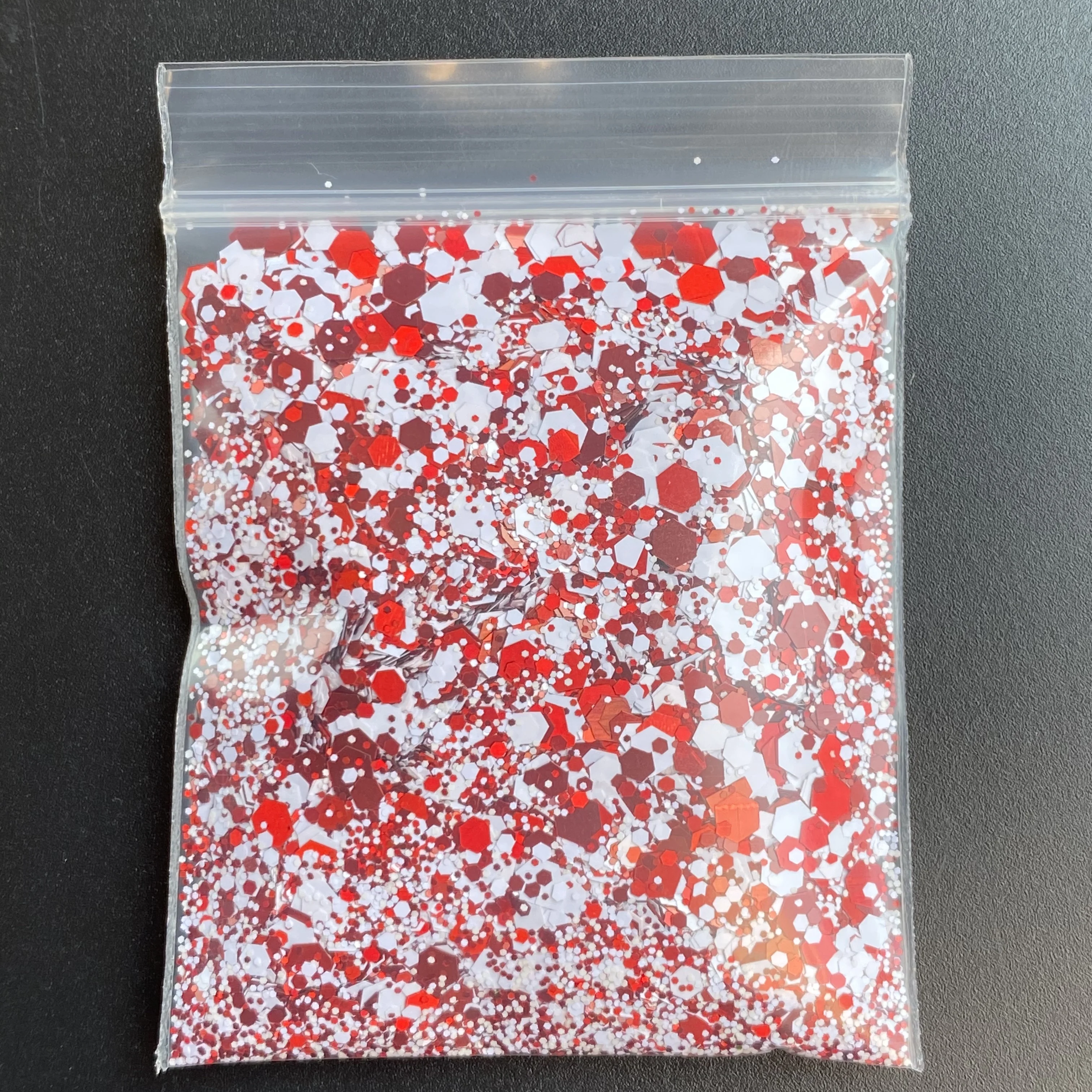 10g/Bag Christmas Glitter Holographic Classic Red Green White Chunky Mixed Nail Flakes For Epoxy Resin Festival Decor