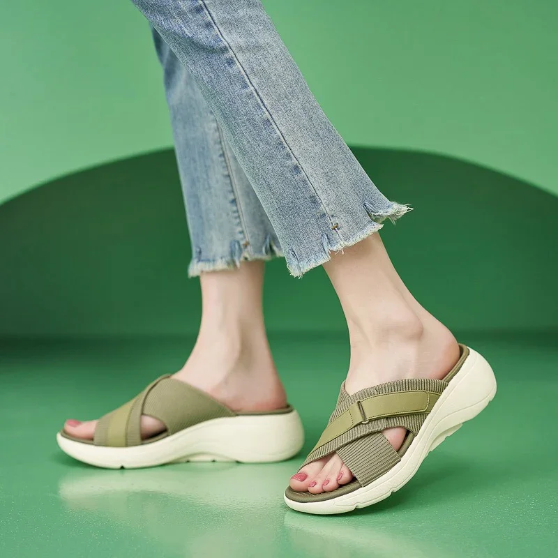 2024 Summer Women 2cm Platform 5cm High Heels Slippers Lady Fashion Lightweight Leisure High Heels Female Green Barefoot Shoes