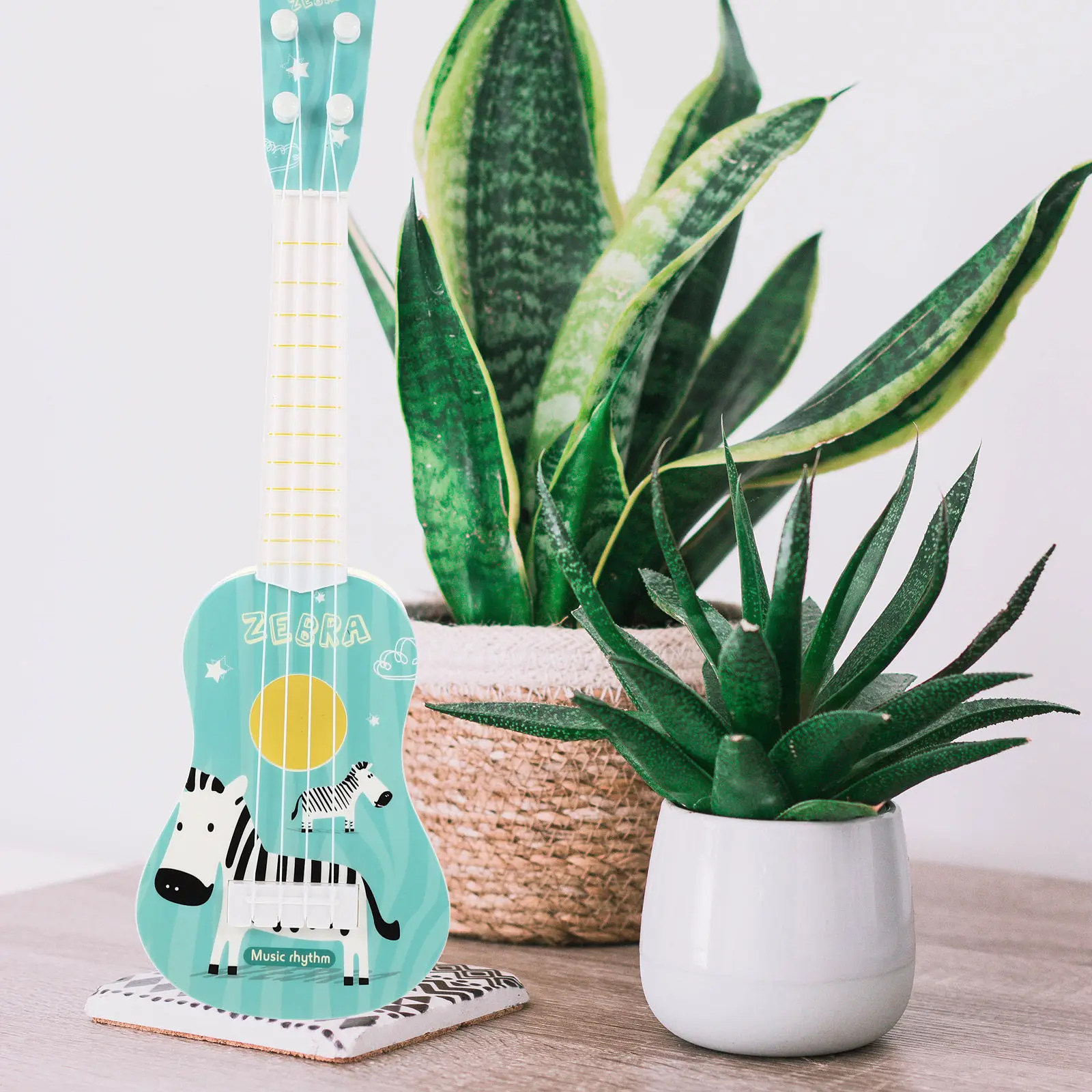 brinquedos-musicais-para-criancas-guitarra-e-ukulele-instrumentos-para-bebes-e-criancas-pequenas