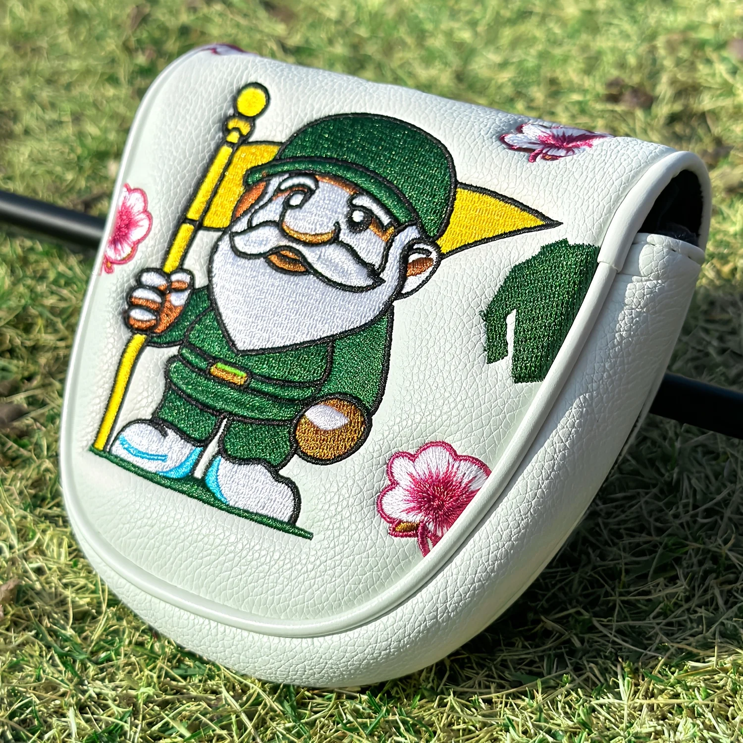 The Elderly Person Design Style of the Golf Club HeadCover, Golf Putter HeadCover-Advanced Embroidery, Suitable for Most Clubs - view 4