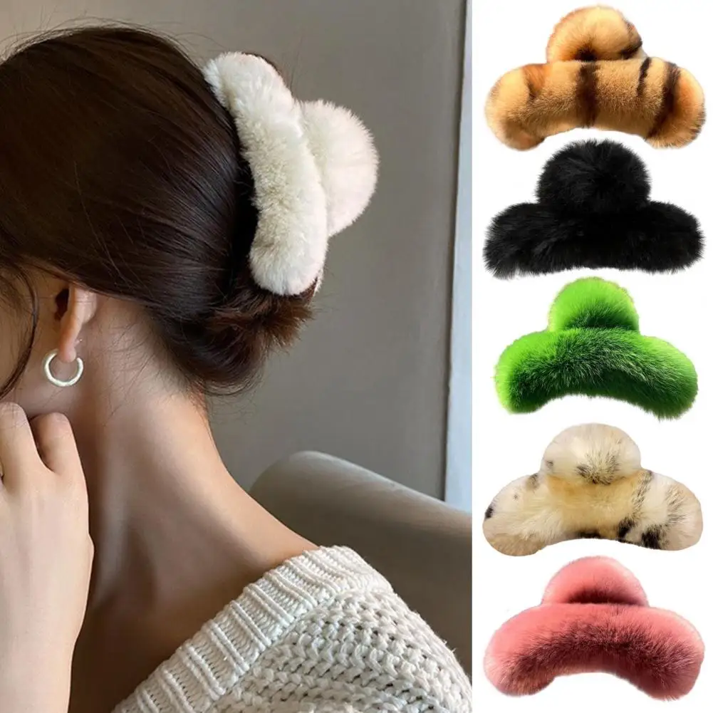 Hair Claw Furry Flush Strong Claw Anti-slip Anti-break Solid Color Hair Organization Decoration Lady Hair Clamp Hairs Gripper