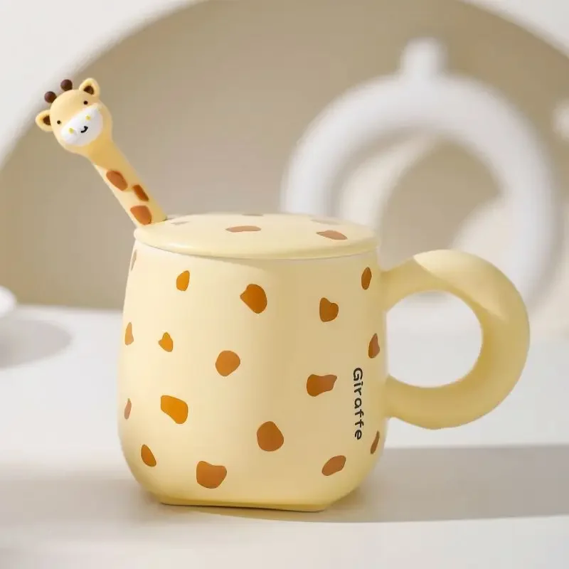 Creative Cute Giraffe Ceramic Coffee Mug Cartoon Animal Deer Tea Cup with Lid Children's Milk Cup Artistic Giraffe Ceramic Mug