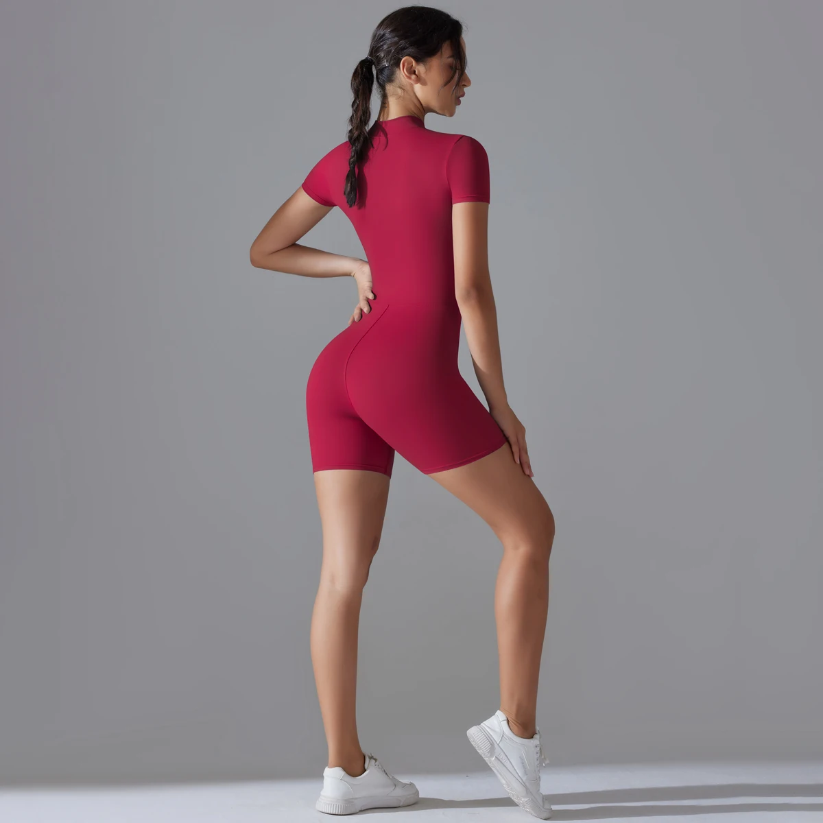 

New Summer Half Zipper Short Sleeve Jumpsuit Yoga Suit Gym Running Push Up Bodysuits Scrunch One-Piece Suit Customizable Logo