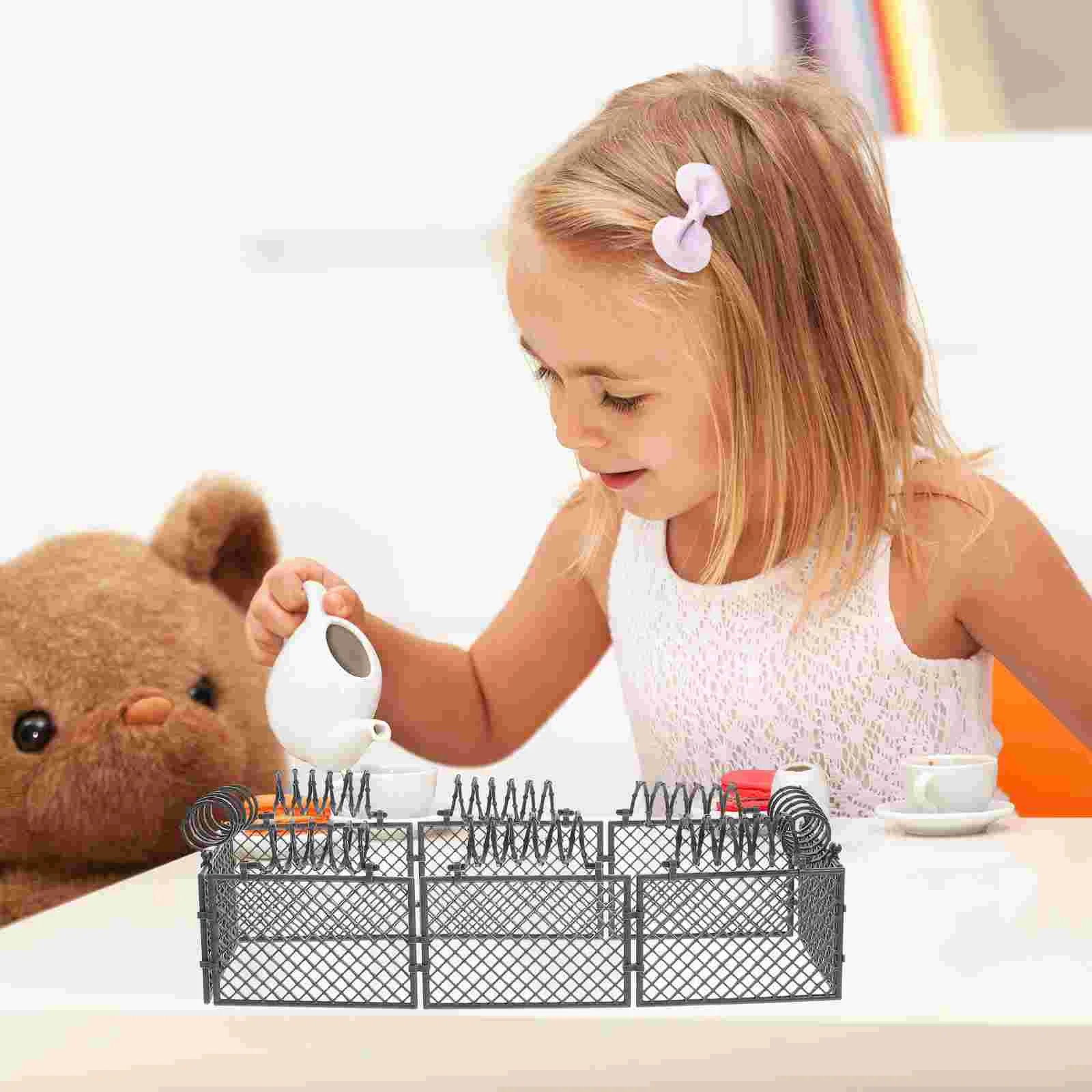 

Girl Toy Building Block Protective Net Game Scene Puzzle Theme Prop Grey Kids Model Child