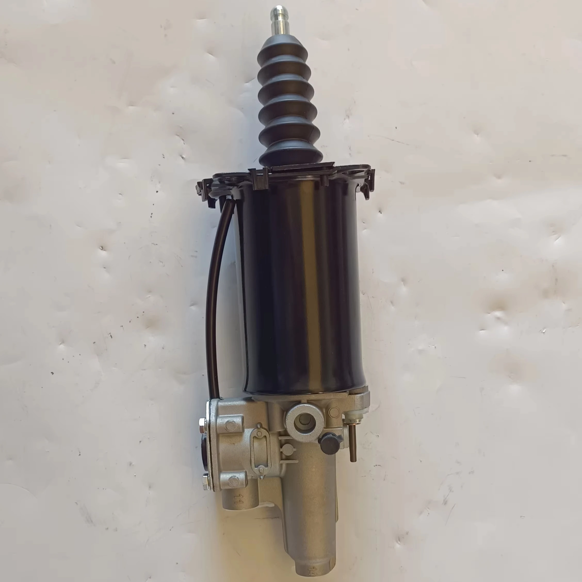 81307256069 For  NEOPLAN Clutch Servo 9700514060 OTOKAR Bus Clutch Booster 13E4022120AA DAF Servo Clutch 1505141