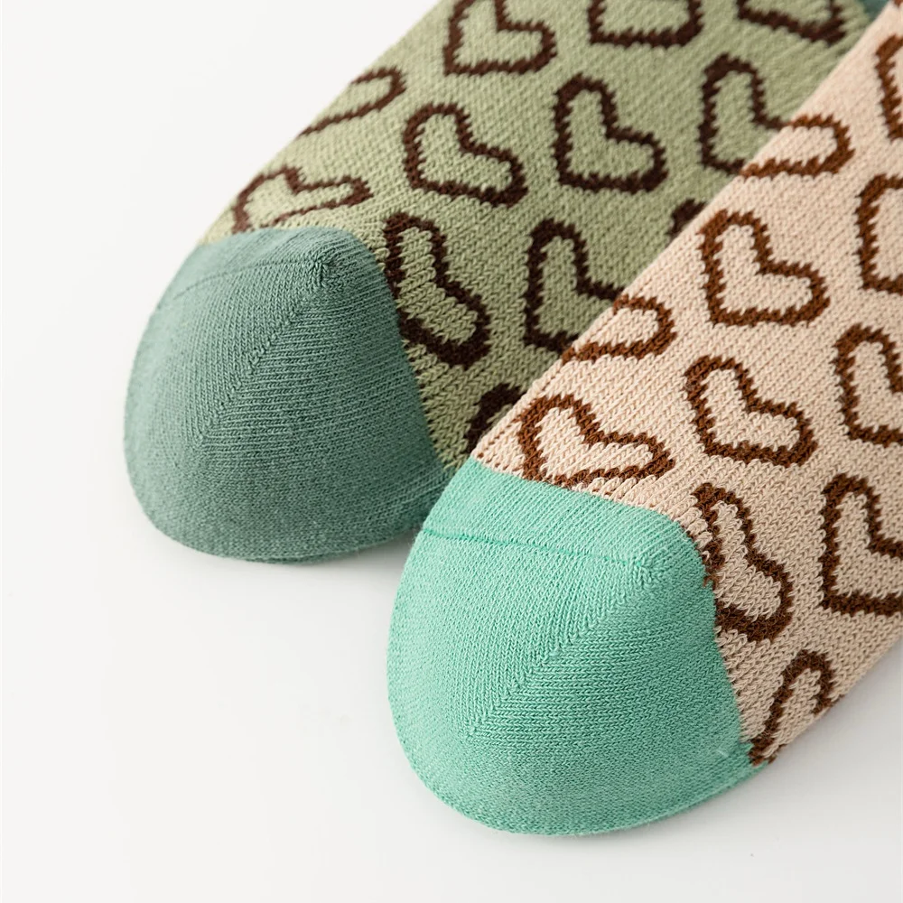 Kaus Kaki Desainer Kaus Kaki Wanita Musim Gugur Musim Dingin Gaya Hati yang Menawan Kaus Kaki Setengah Betis Nyaman Lembut Hangat Kaus Kaki Berbulu Hadiah untuk Wanita