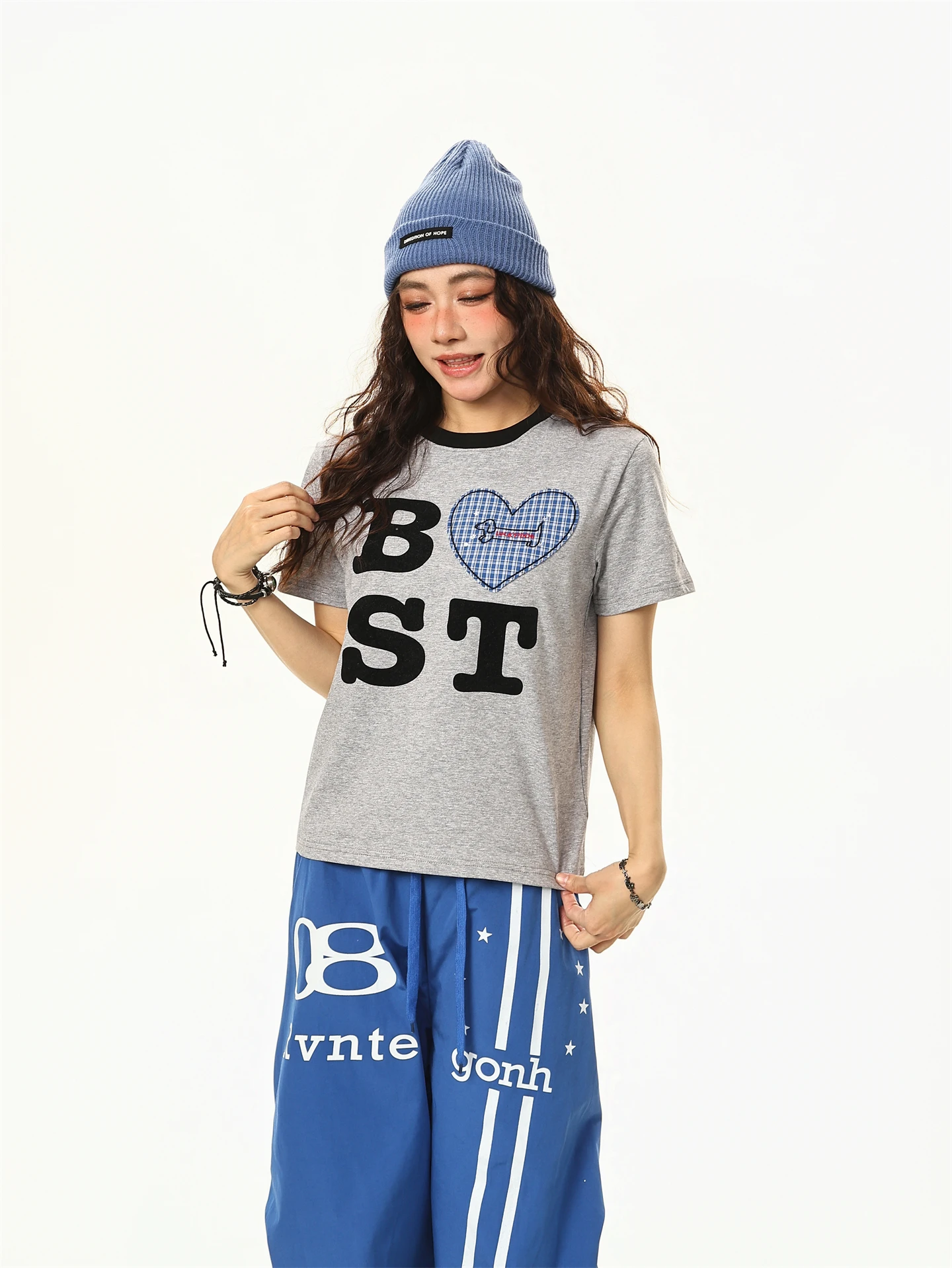 

Женская футболка Boeax в американском ретро-стиле с круглым вырезом и коротким рукавом, в клетку, с принтом в виде сердца, летняя, приталенная, стильная и милая, с открытыми плечами