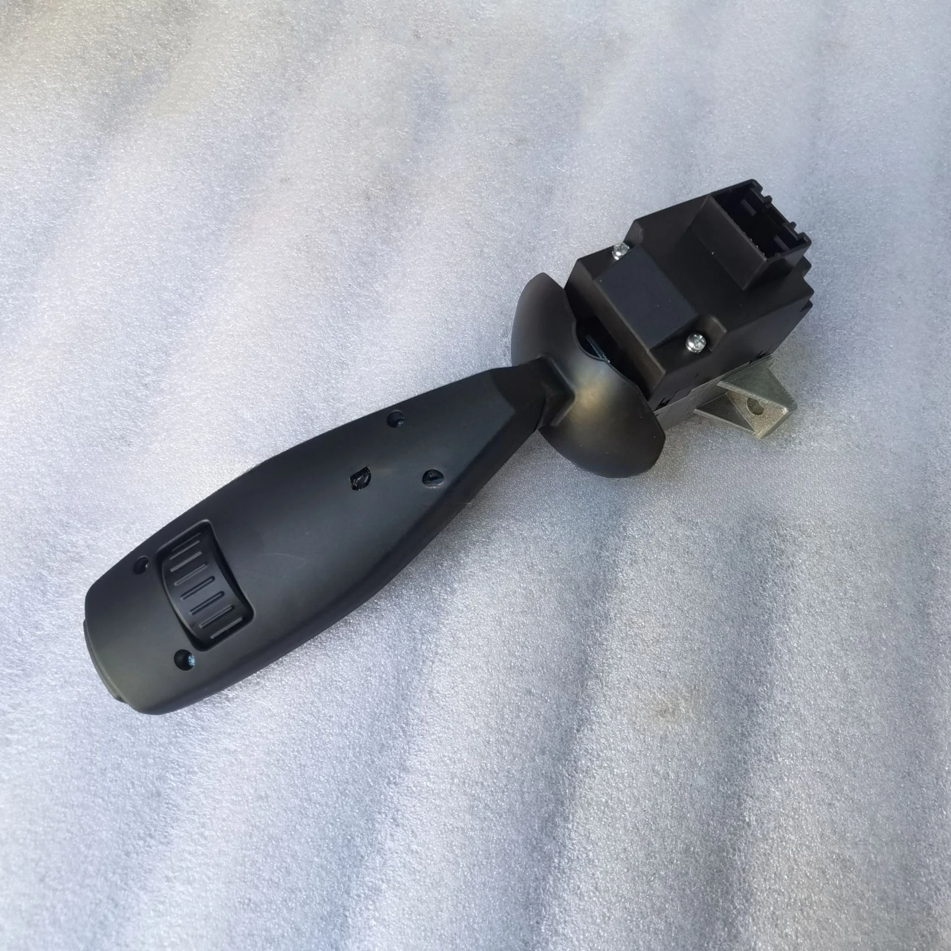 DZ98149584695 F3000 combination switch