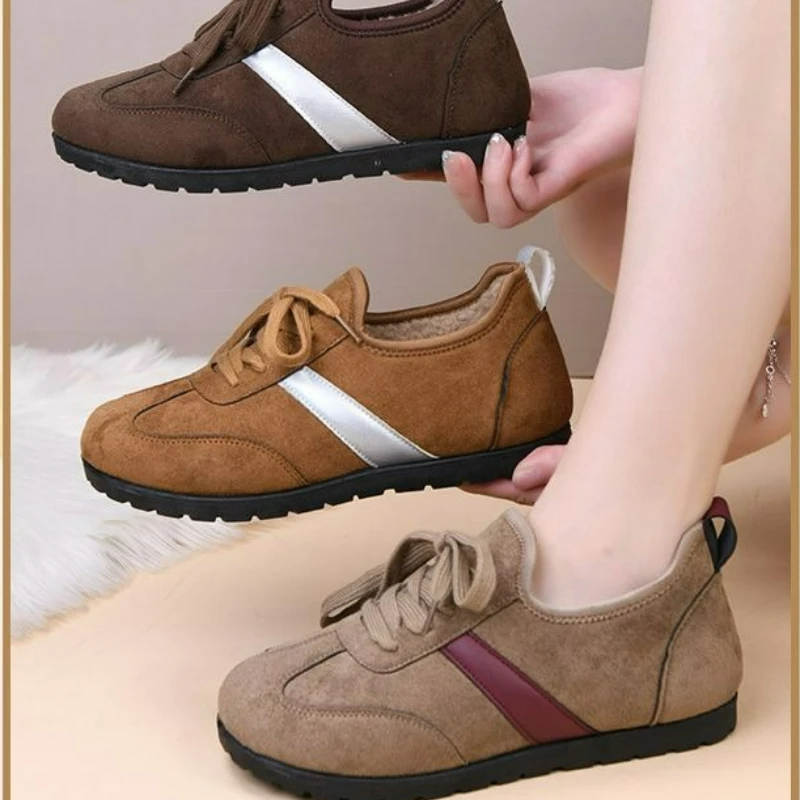 Women's Flat Bottomed Winter New Style with Plush Warm Cotton Shoes Comfortable and Simple Soft Soled Sports Retro Casual Shoes