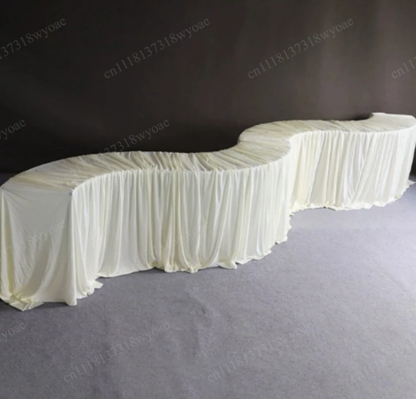 For Outdoor Picnics and Event Weddings Metal Curved Party Table Serpentine Design Display Stand