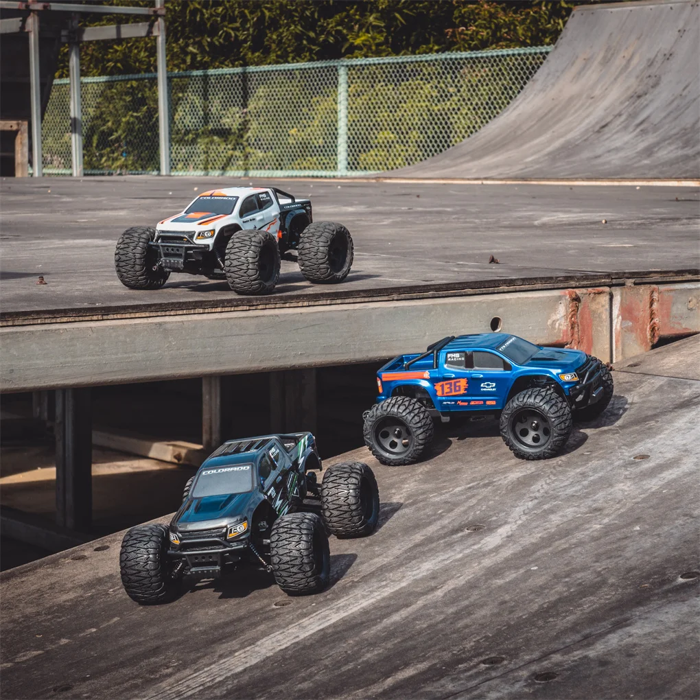 

1/24 FMT24 Colorado RC автомобиль Грузовик FMT24 Monster Truck 35 км/ч RTR Внедорожник Модель с дистанционным управлением Матовый двигатель