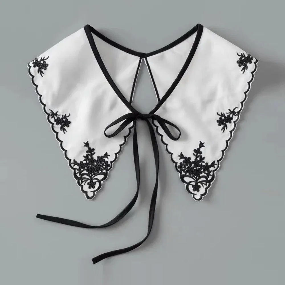 Fashion Floral Embroidered Fake Collar European And American Style New White Shawl Doll Fake Collar Female Shirt False Collar