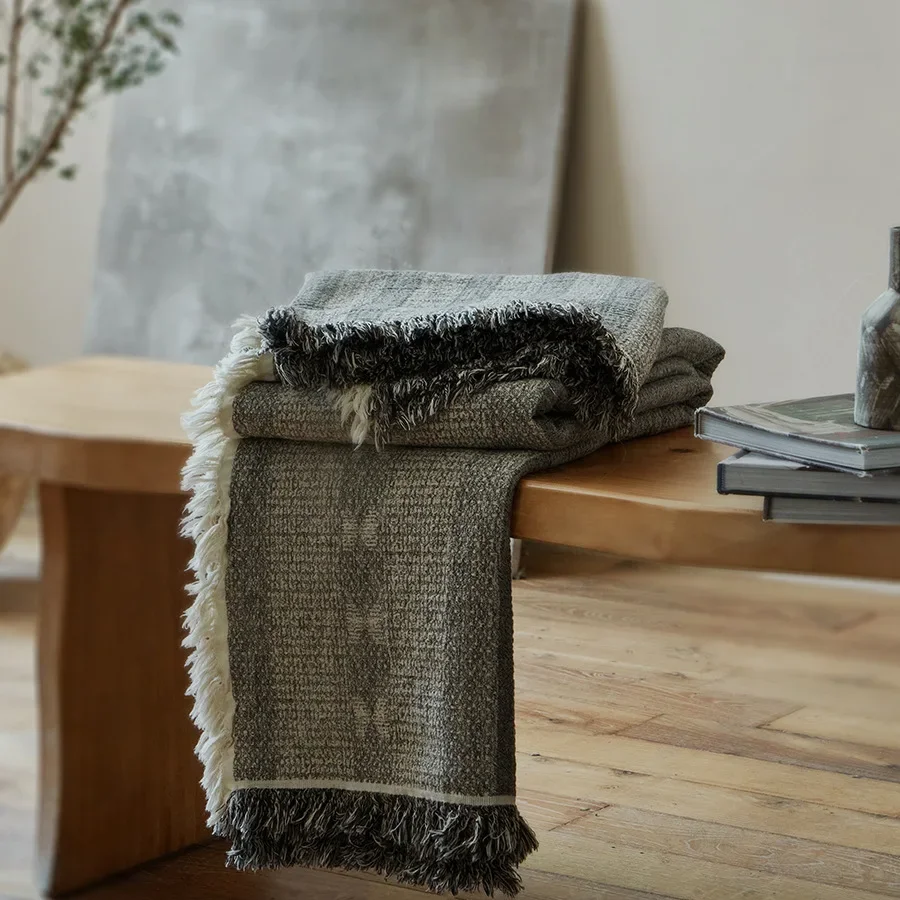 Vintage Blanket 80% Cotton 20%Linen Yarn Dyed Jacquard Tassel Blanket Decorative Sofa Bed Cover Bedend Bedspread On The Bed
