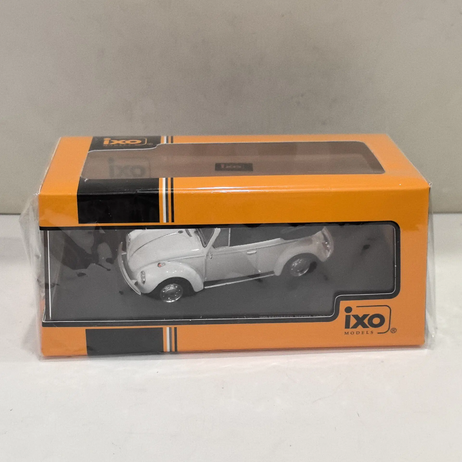 

Diecast IXO 1/43 Scale VW BEETLE 1302 LS 1971 2y Alloy Car Model