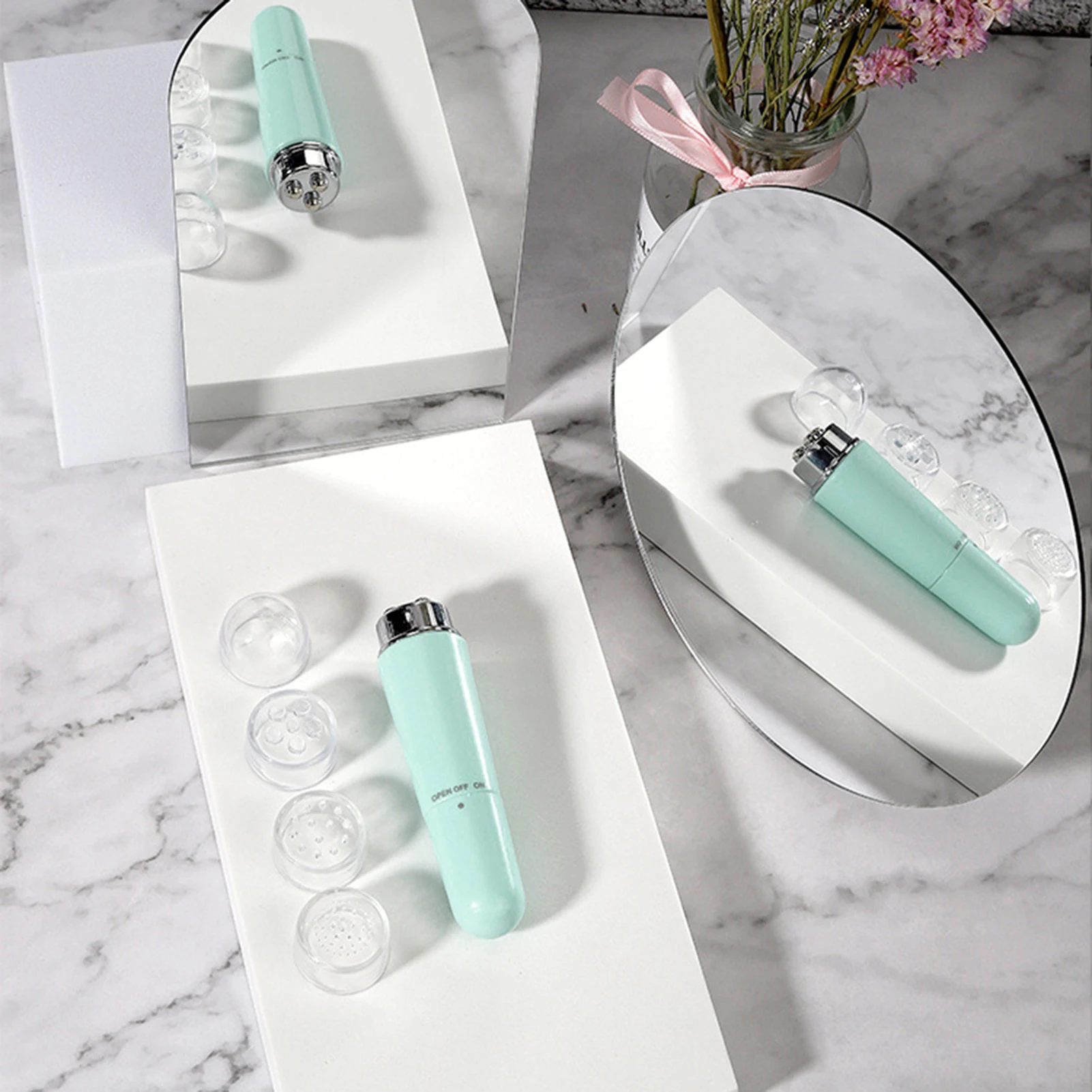 電気メッキアイマッサージャー、くま、たるみ、小じわを軽減、引き締め、リフトアップ効果のある電動アイマッサージデバイス、家庭用フェイシャルケアツール