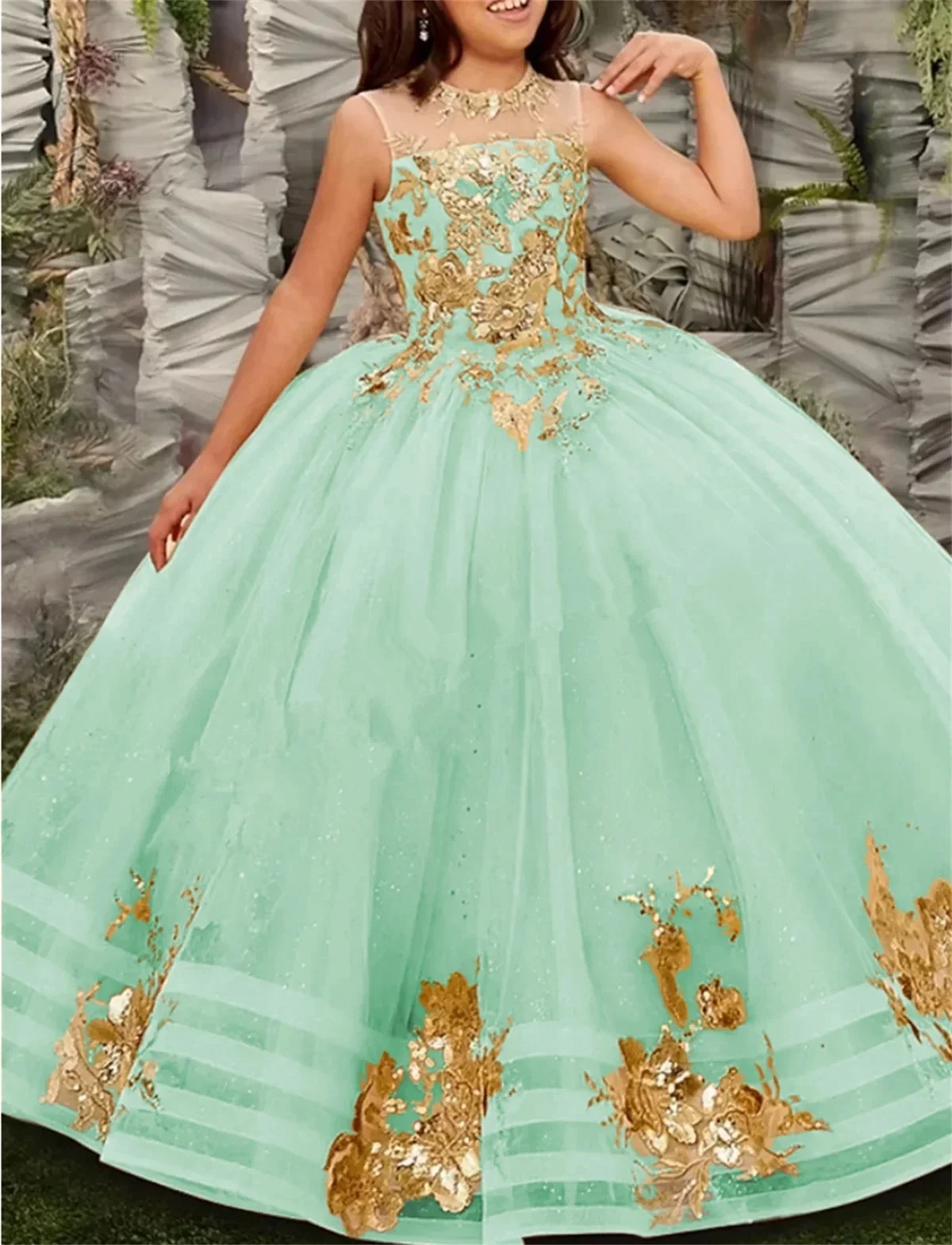 

Праздничное платье для девочки на первый Рождество/свадьбу, нарядное платье принцессы для конкурса красоты с прозрачным вырезом, золотыми цветочными аппликациями и бисером