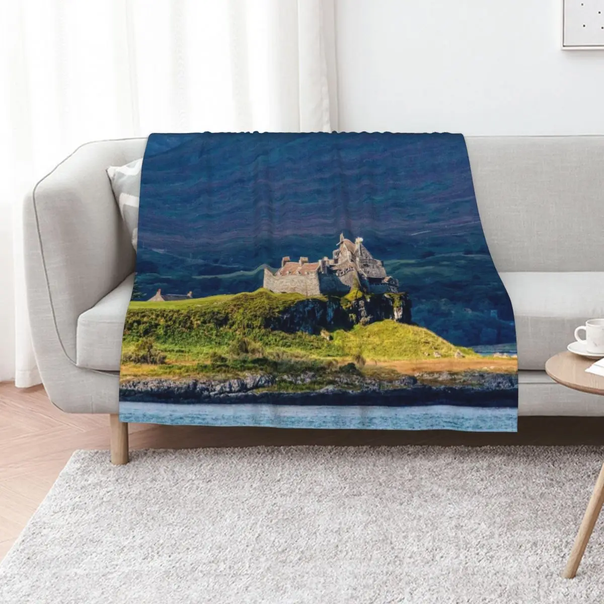 

Duart Castle Throw Blanket Quilt warm for winter Soft Kid'S Blankets