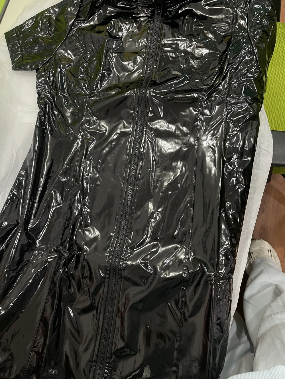 

Shiny PVC Latex Leotard for Women Double Zipper Open Crotch Sexy Glossy Leather Bodysuit Sleeveless Lingerie