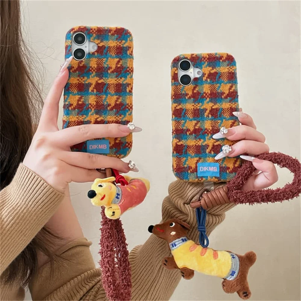 Korean Fashion Plaids Cute 3D Plush Phone Case for iPhone 18 17 Pro Max 15 16 17 18 Pro Cover Shockproof Cove with Dog Chain