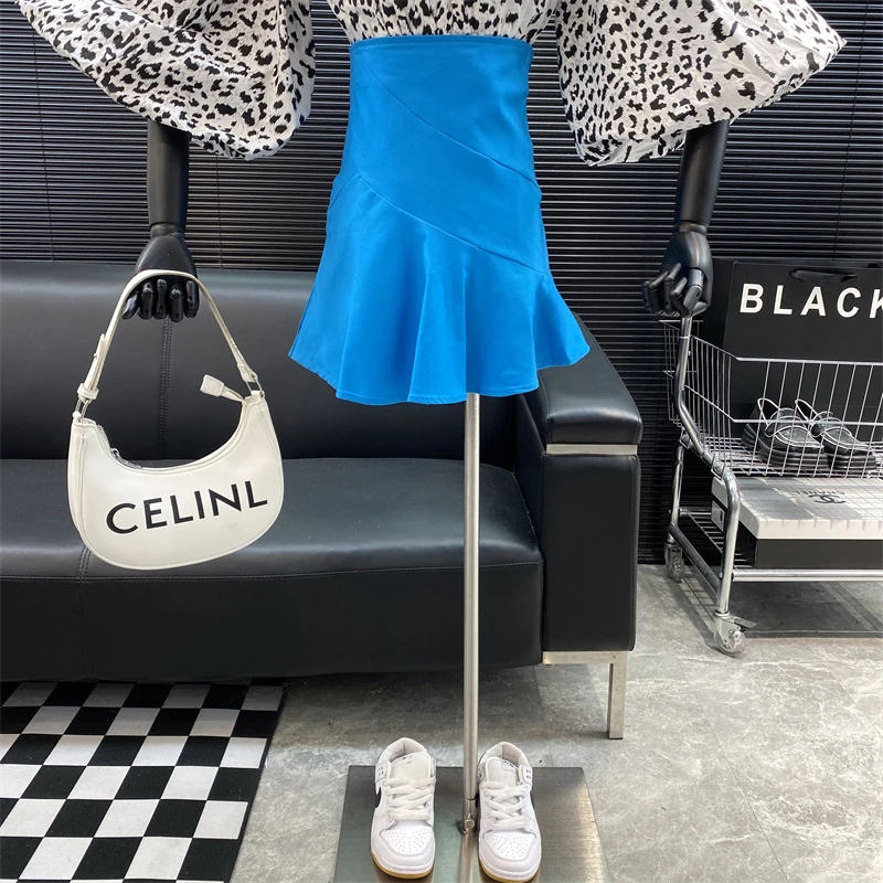 New 2022 fashion Designer new style Famous brand Solid color Versatile Ruffle edge Short skirt little chap Fishtail skirt