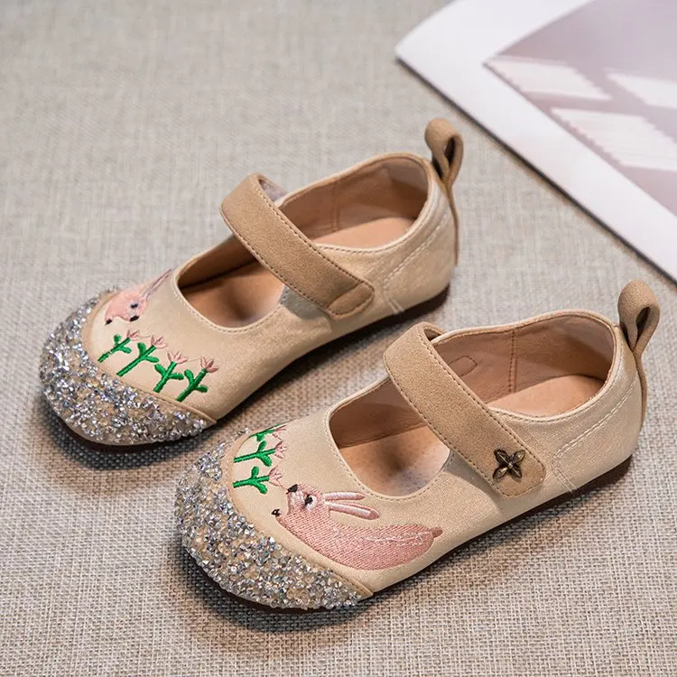 أحذية فتاة فاخرة حجر الراين شيك الأطفال أحذية من الجلد ربيع الخريف Bowknot الاطفال موضة الأميرة السببية أحذية مسطحة للحفلات