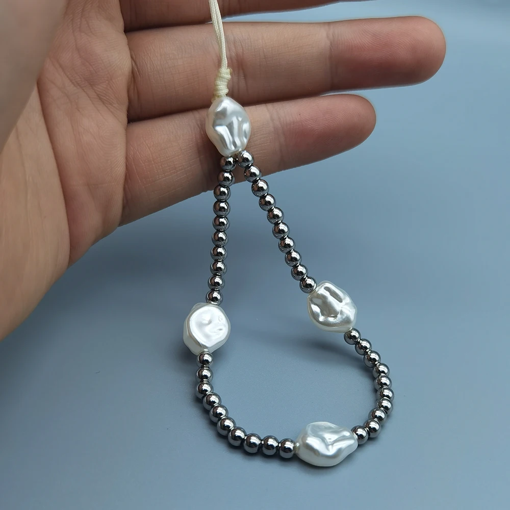 Original Baroque Style White Pearl Color Pendant Stainless Steel Bead Cute Short Phone Charm Strap Keycord for Airpods Case