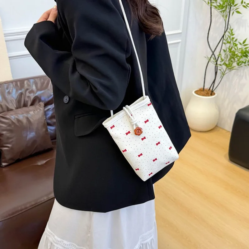 

Famous Designer Leather Women's Shoulder Bag Luxury Brand Trendy Classic Elegant Commuter Vintage Daily Bag