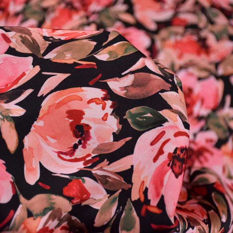 Silk Fabric for Dress and Cheongsam, Black Bottom, Big Red Flower Print, High Grade, Pajamas Material, T1843