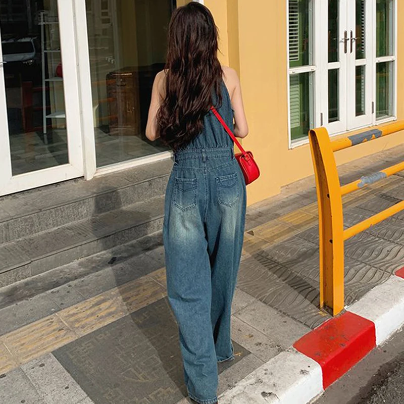 여성을위한 데님 점프 슈트 봄 새로운 패션 라운드 넥 민소매 버튼 모여 허리 블루 컬러 포켓 여성