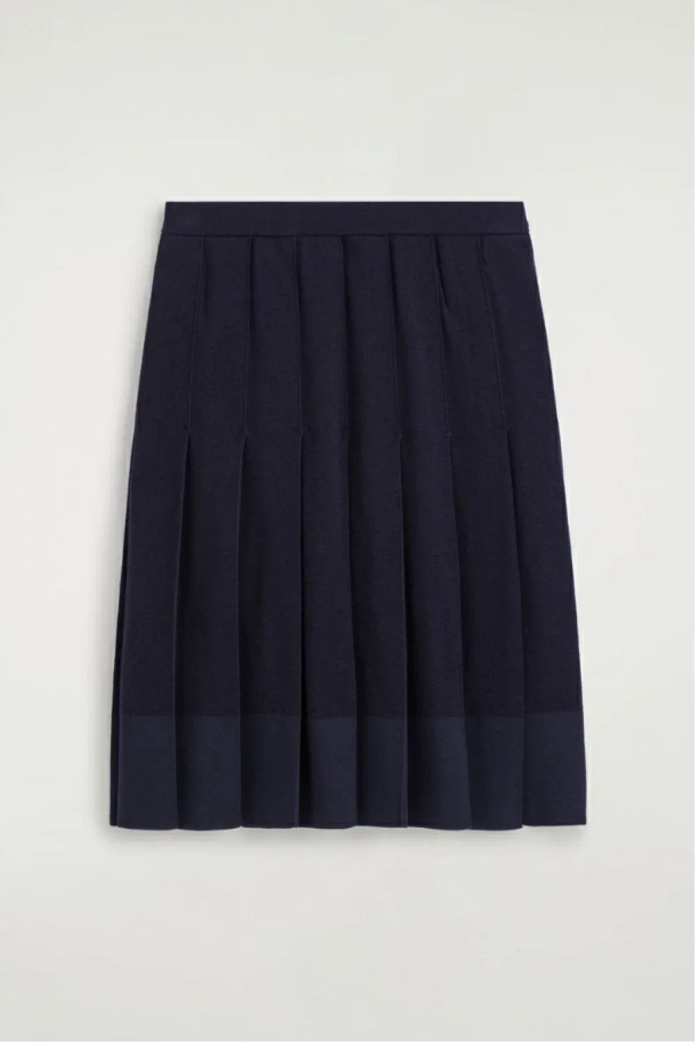 XIMIAN APPAREL 2026 YAZHIMEI Herbstkollektion: Neuer Stil für Damen – Lässiger Standard-Stil, dunkelblauer Wollmisch-Strickrock. – Detail 5