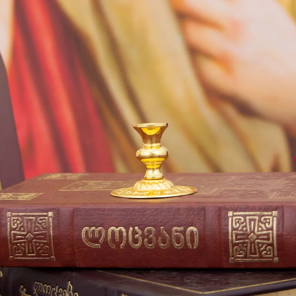 HTISOK Goldener Kerzenhalter im Kirchenstil Vintage Antike Altardekoration für Hochzeiten, Weihnachten, Heimdekoration & religiöse Zeremonien – Detail 10