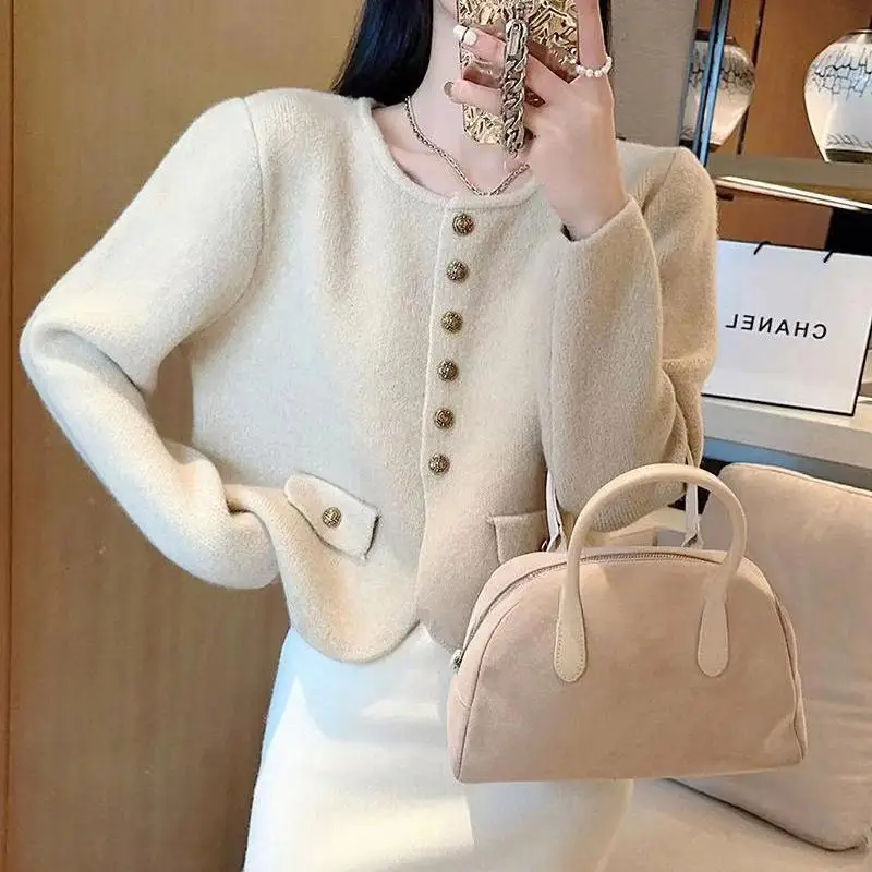 New Design with a Small Fragrance Style  Versatile Women's Western-style Jacket High-end Soft and Sticky Short Knitted Sweater