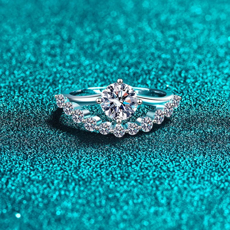 

Women's PT950 Platinum 1CT Moissanite Ring - "Coronation of Love" Design, Exquisite Minimalist Cool, Festival Gift Chic