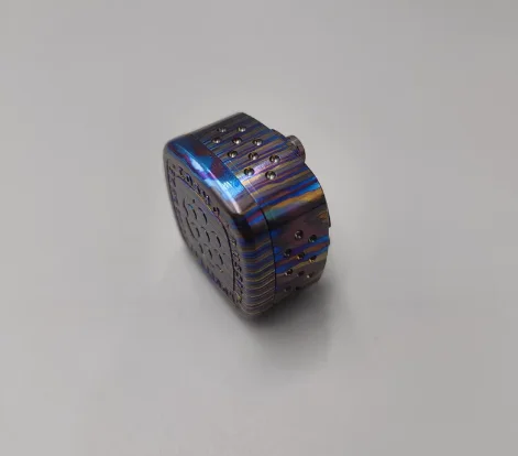 Ziroom Horse Stealing Sister Life and Death Game Four way Rotating Pushing Card EDC Decompression Toy