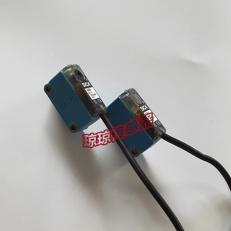 

GSE6-N1112 Фотоэлектрический переключатель Sick SICK GE6-N1111 GS6-D1311 Датчик Sick