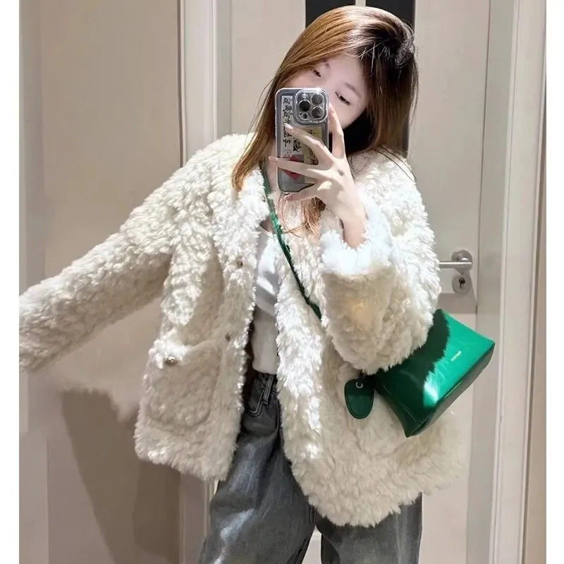 Women White Faux Lamb Fur Jacket Small Fragrance Style Loose Thick Warm Coat For Petite Autumn Winter