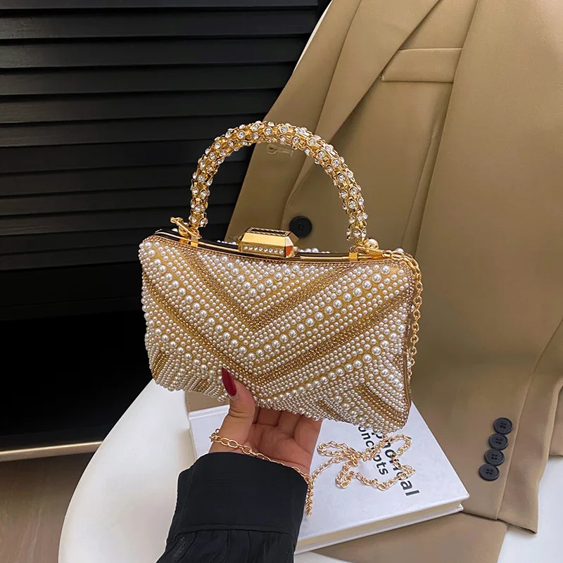 

Women's Chain Shoulder Bag – Pearl Evening Clutch, Fashion Crossbody Purse, Elegant Handbag for Party, Wedding, Prom
